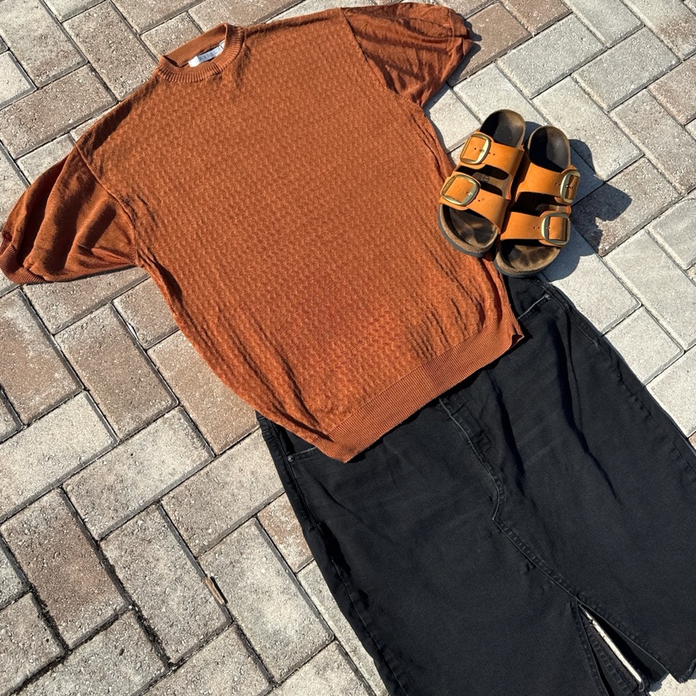 Cassel Oversized Bronze/Burnt Orange 🧡 Knit Sweater T‑Shirt — M — Cozy + Stylish